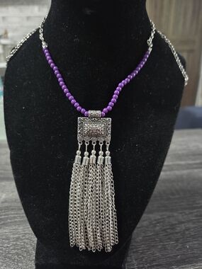 #167 paparazzi Purple Beaded Necklace with Silver Tassel Pendant
